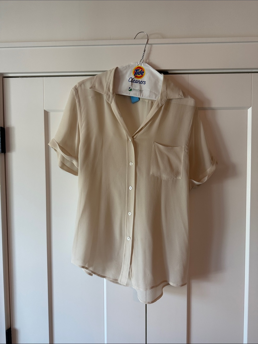 Theory Cream Short-Sleeve Button-Down Blouse